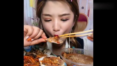 美女露扇贝在线视频,美女演绎海洋风情